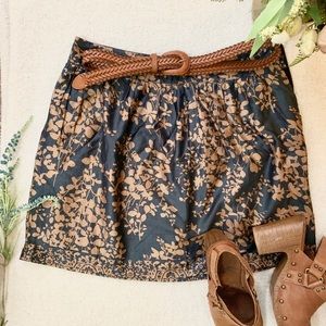 Francesca’s high waisted pattern skirt
